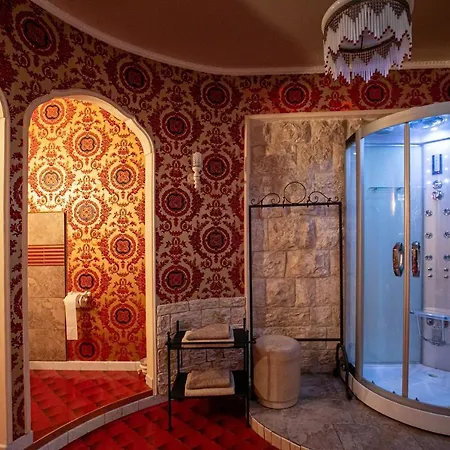 Savarini Bed and Breakfast