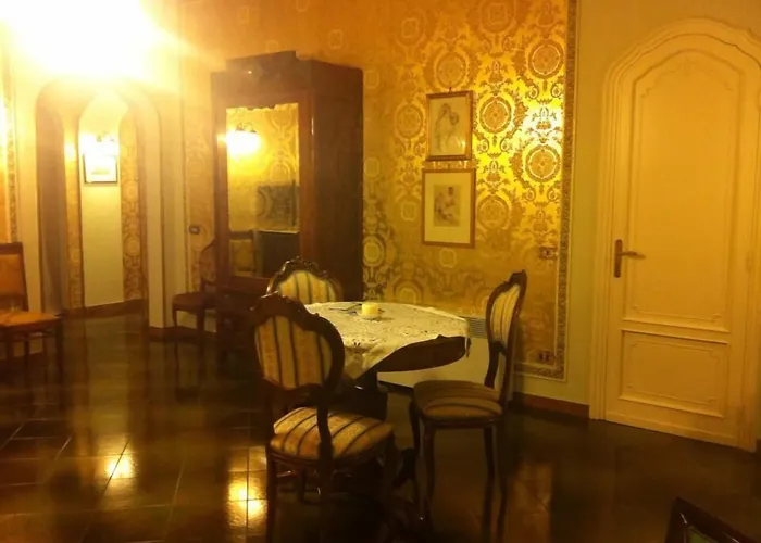 Savarini Nocleg ze śniadaniem